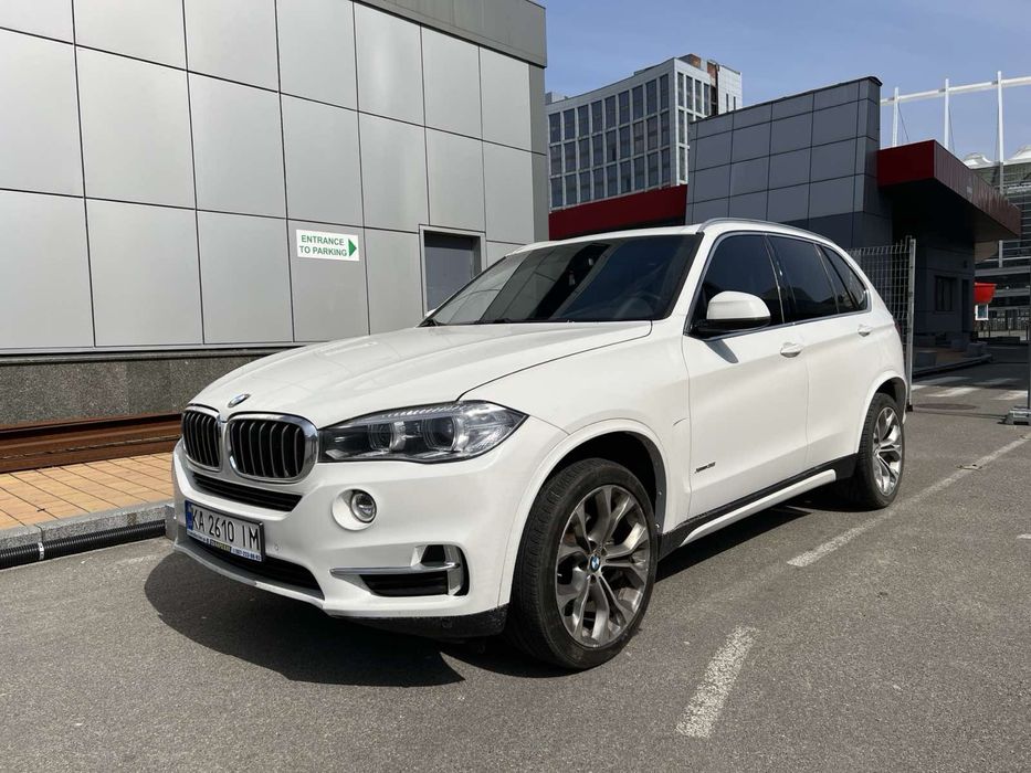 Продам БМВ х5 f15 2017