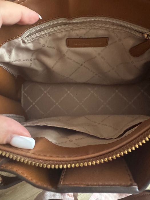 Продам сумку Michael Kors