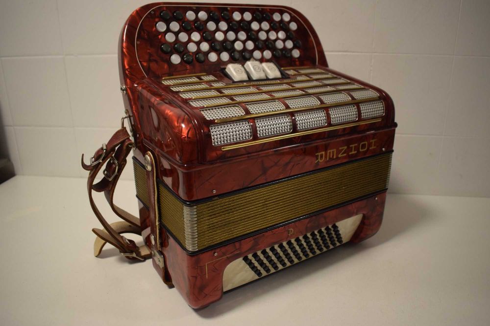 Acordeao Hohner Picolo 2 Voz. N. 221