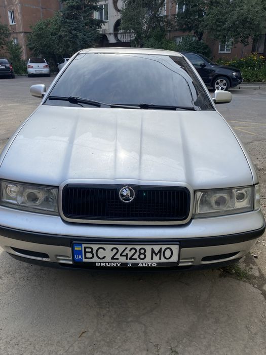 Продам надійну машину дуже багато що зроблено