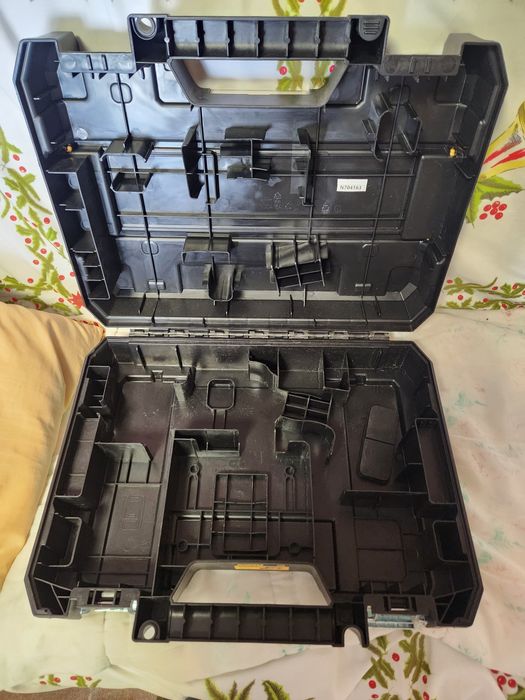 Dewalt Caixa nova  para maquina