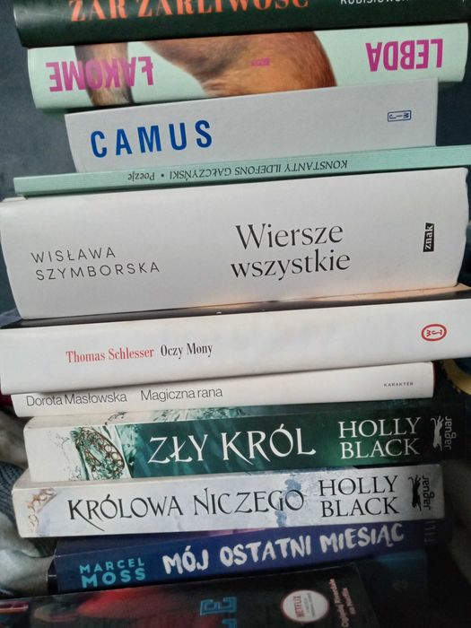 Książki na sprzedaż min. &quot;Zły król&quot; 2 część serii &quot;okrutny książę&quot;