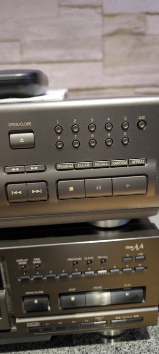 Odtwarzacz CD Technics SL-PS 7, pilot,papiery,jak nowy