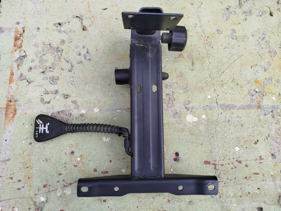 Механізм офісного крісла на відновлення