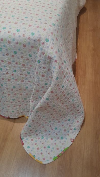 COLCHA FLORAL - Cama casal
