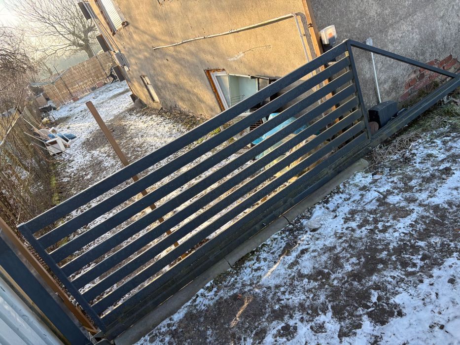 Brama wjazdowa na pilot. Antracyt