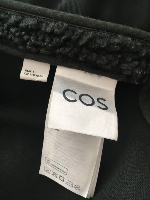 Шубка Cos стильна