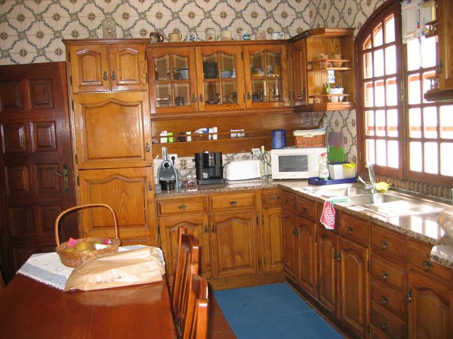 Habitação com imenso potencial.