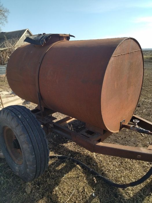 Продам бочку під воду, оприскувач