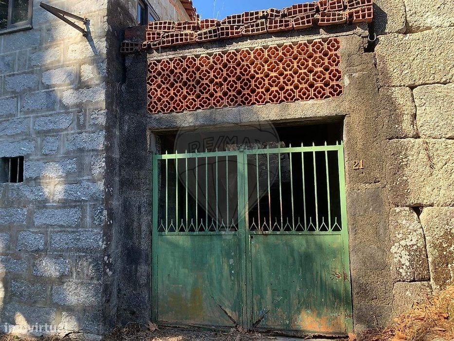 Moradia T2 para venda