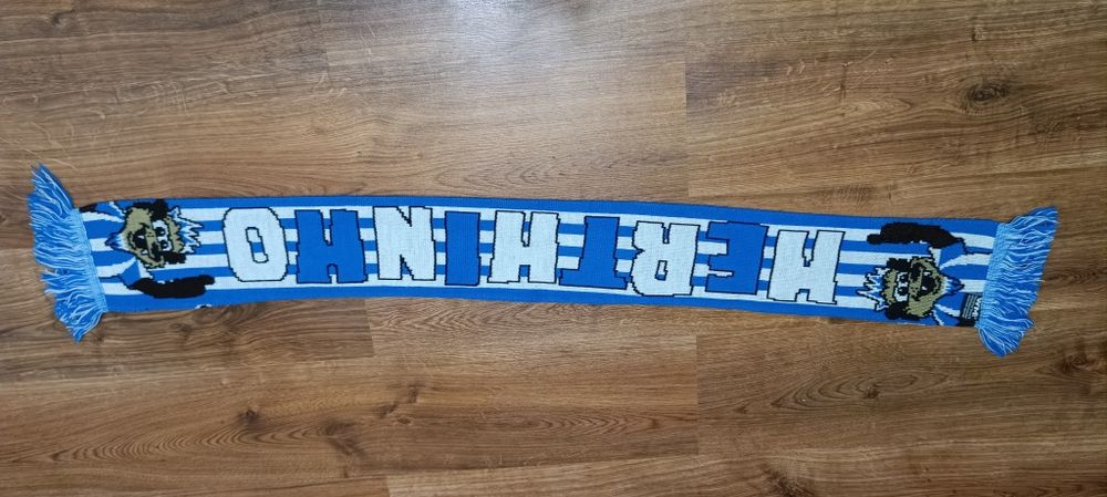 Hertha BSC szalik piłkarski sportowy używany