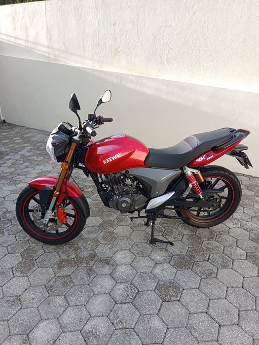 Keeway rkv 2016

Vendo Keeway RKV em excelent