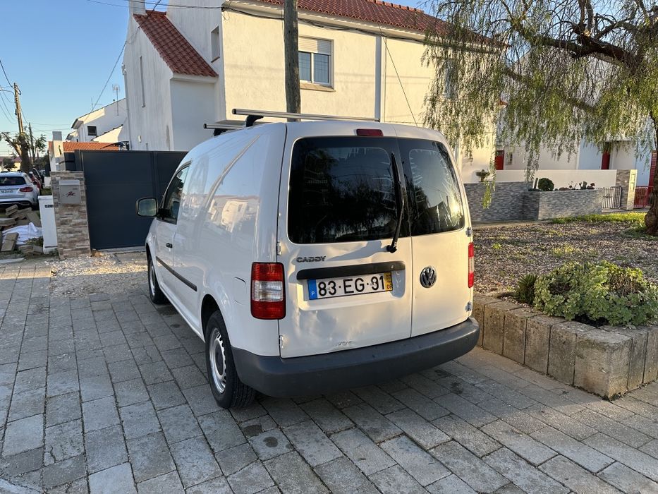 VW Caddy impecável