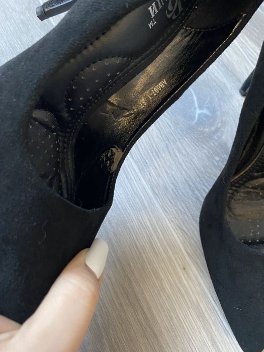 Туфлі лодочки замшеві