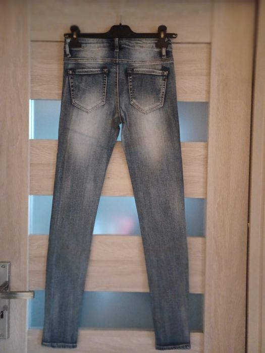 Jeansy rurki całe w cyrkoniach nowe z metką XS