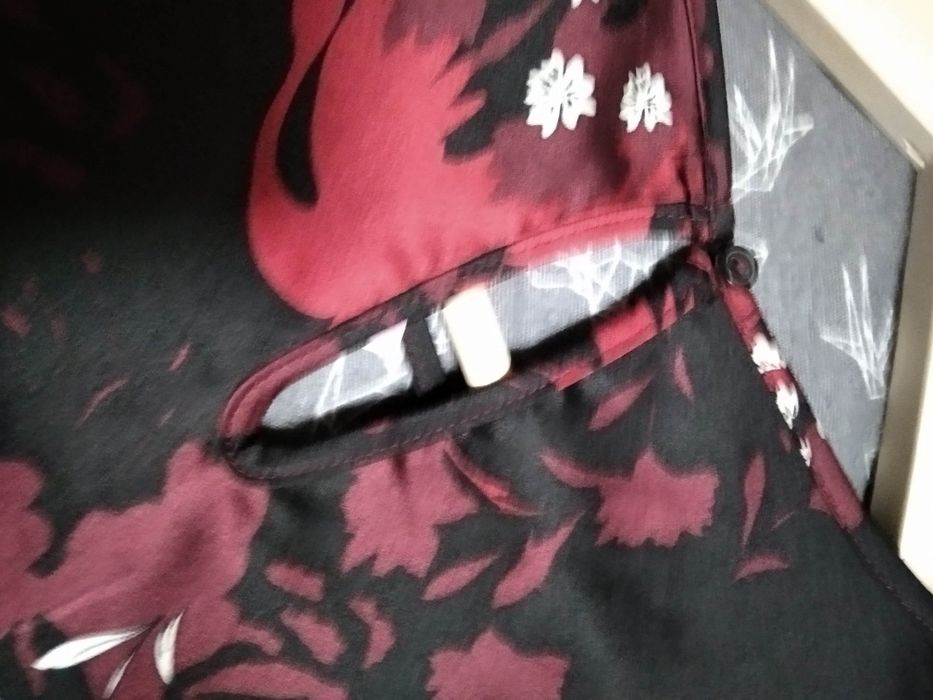 sukienka w kwiaty