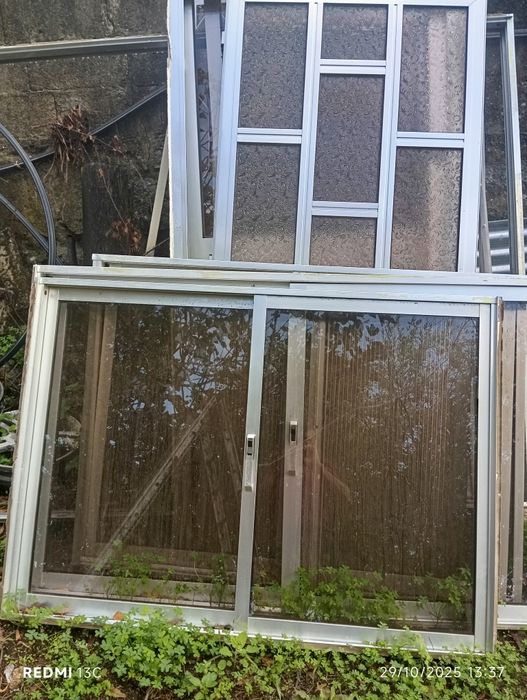 Vendo Janelas e portas