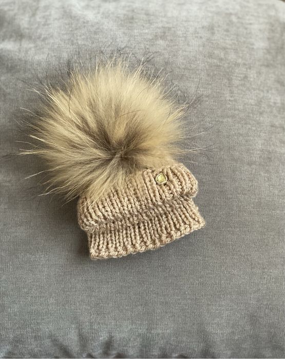 Шапка для песиків  помпон натуральний. Шапка для собак