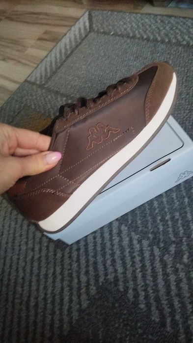 Buty sportowe czekolada