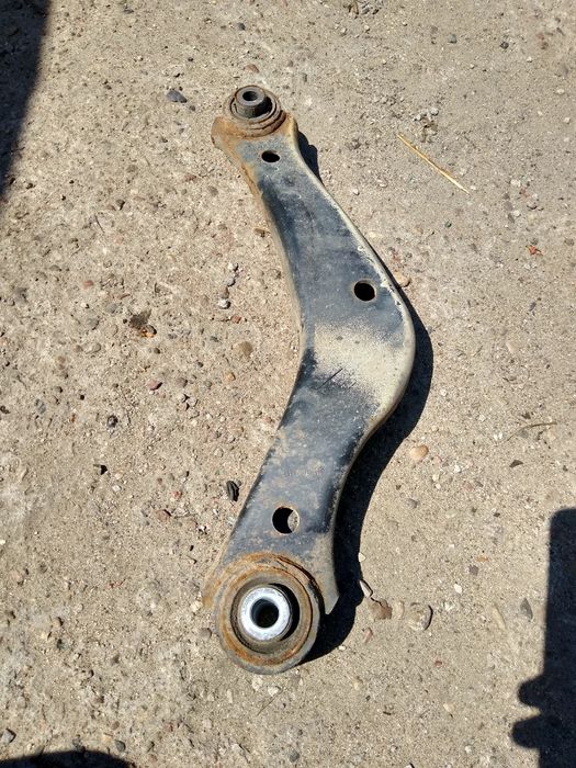 Wahacz lewy tył opel Insignia A Lift oryginał kombi