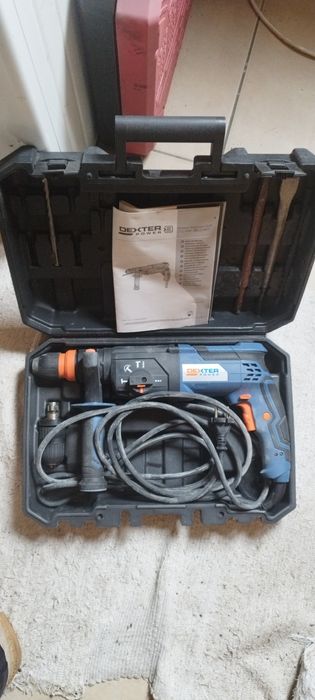 Berbequim com martelo