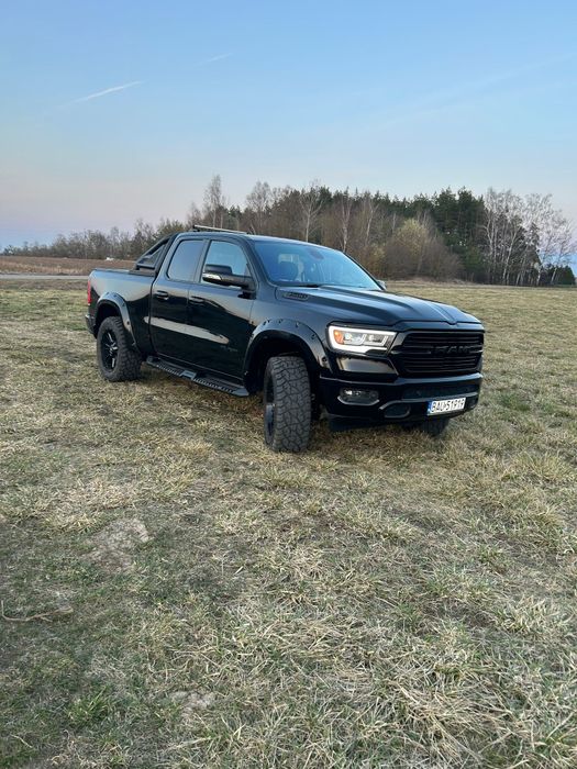 Samochód osobowy Dodge Ram 1500 Hemi,pickup,4x4
