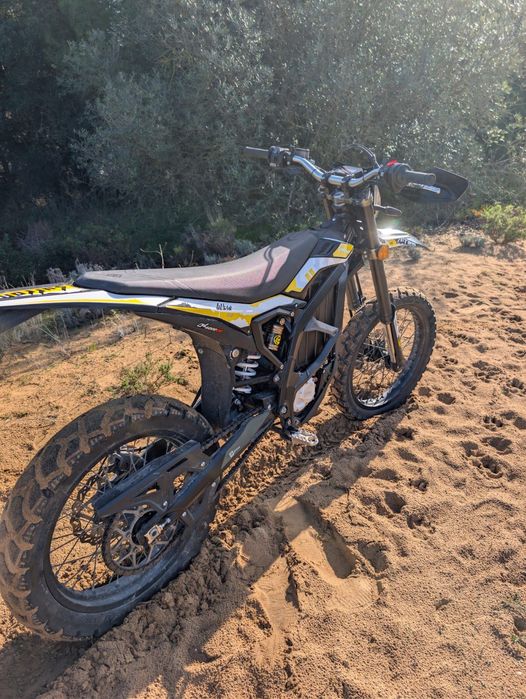 Vendo moto Surron Ultra Bee