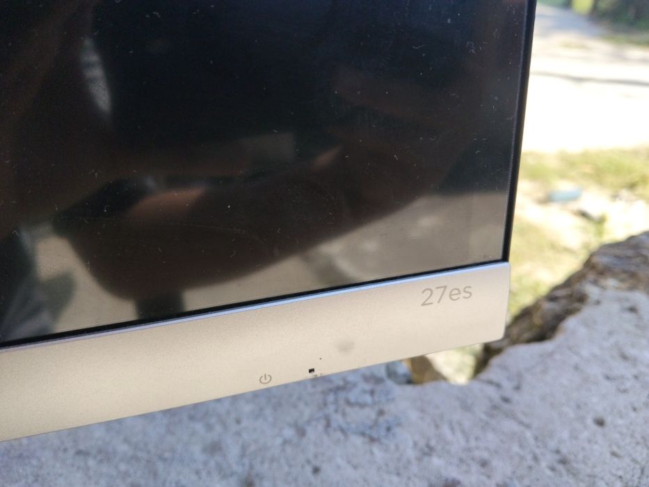 Monitor marca HP ano 24