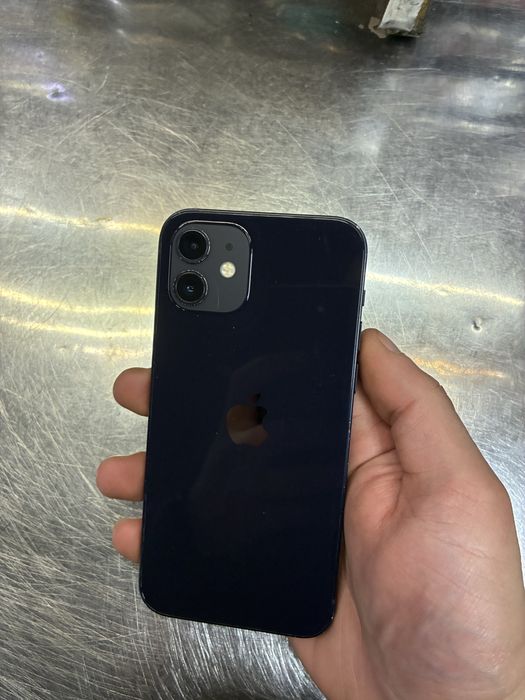 Продам айфон iphone 12 64gb