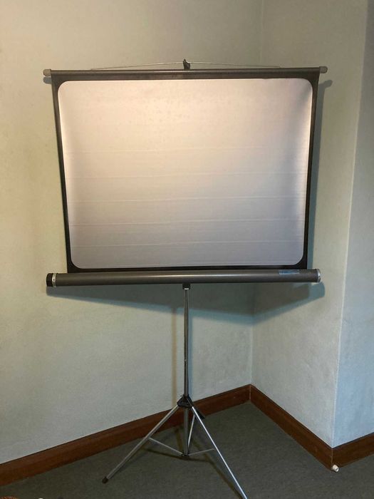 Portable Projection Screen – Adjustable Tripod – F.I.N.S Milano Olympic64284536576899120