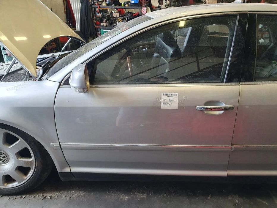 lg9r volkswagen phaeton 6.0 w12 2003 sedan drzwi lewe i prawe przednie
