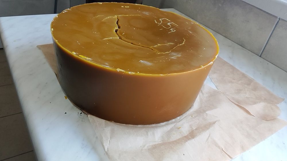 Wosk pszczeli 5.5kg Z własnej pasieki