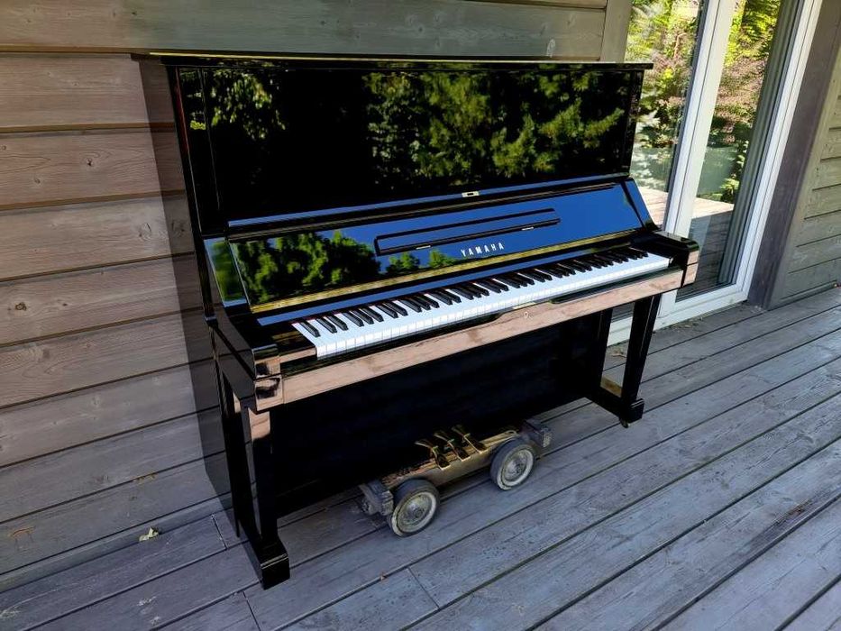 Pianino YAMAHA UX (U3) 131cm 1978r CZARNY POŁYSK