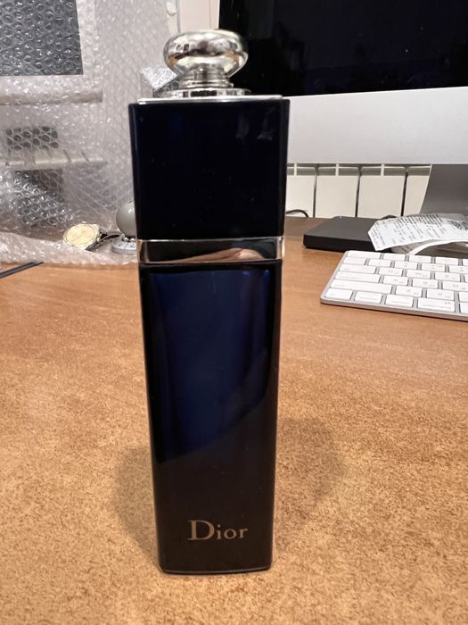 Продам пустые флаконы из под парфюма.