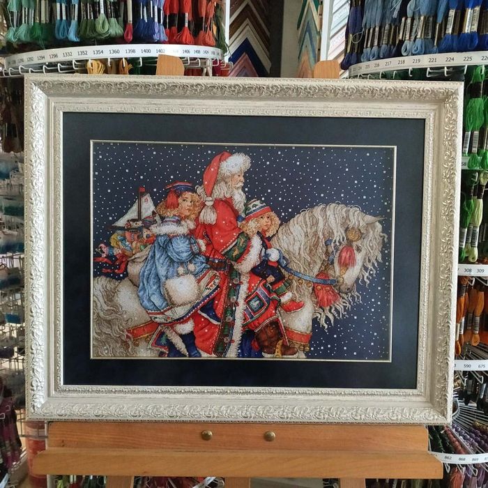 Картина"Зимова казка". Вишивка хрестиком