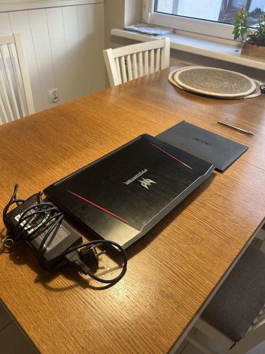Acer Predator Helios 300