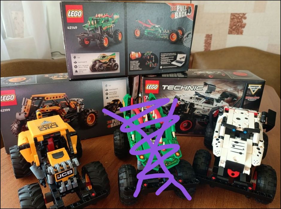 Конструктор LEGO Technic Monster с инерционным двигател