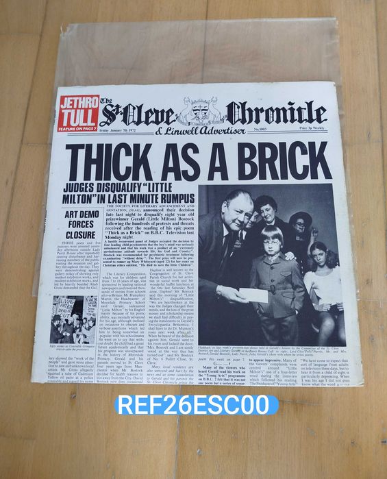 Disco de Vinil LP "Jethro Tull - Thick as a Brick" 1972 - Escasso