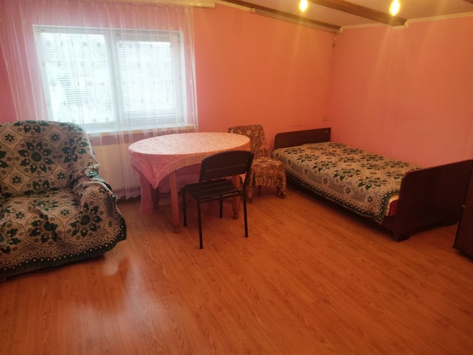 Здам в оренду 3-кімнатну квартиру в місті Сокиряни Чернівецької області