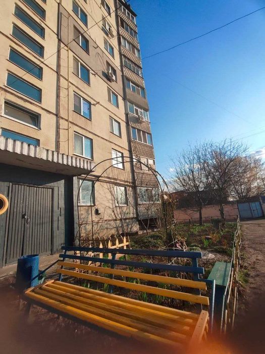 Продам 3-кімнатну в Дергачах з індивідуальним газовим опаленням