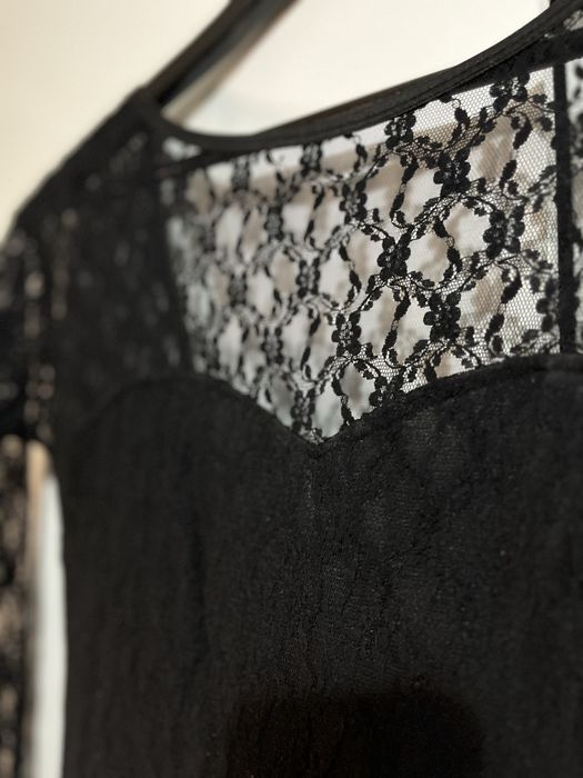 Sukienka midi czarna koronka S