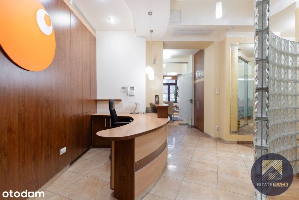 Biuro w pięknej kamienicy | centrum | 11k całość