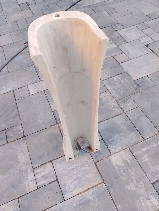 Noga pod umywalkę porecanowa  66cm