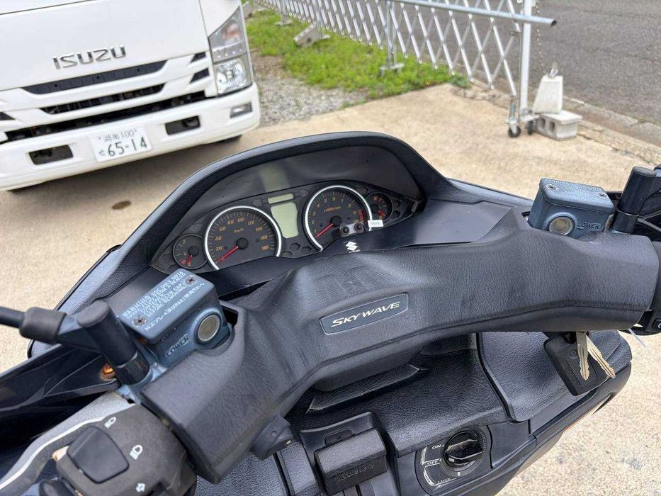 Скутер Suzuki SkyWave 400 Limited в Артмото Суми