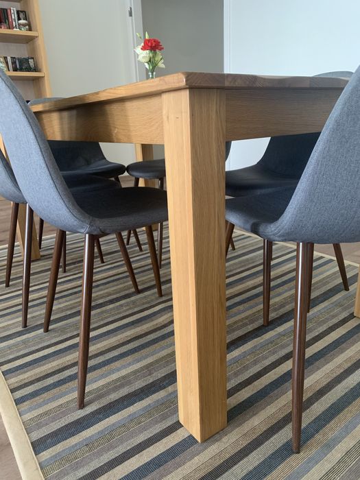 Mesa de refeições de madeira maciça (carvalho) para 6 pessoas