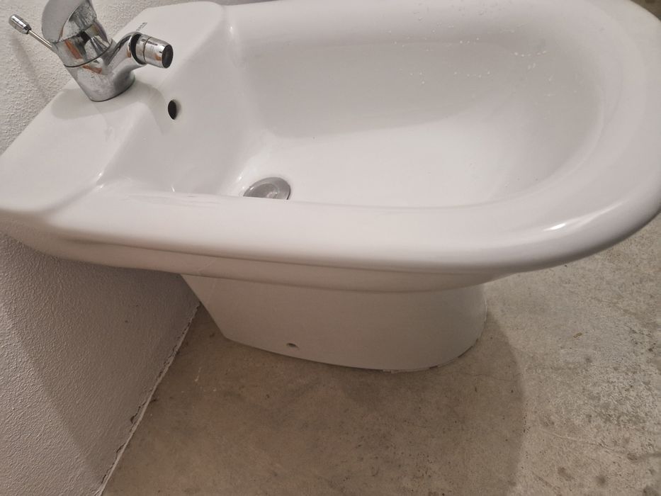 Bidé Roca com Torneira