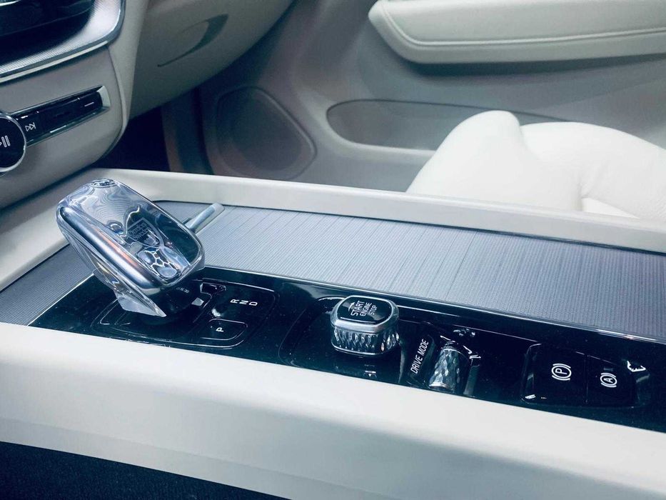 Volvo XC60 2.0 B4 Plus Bright
