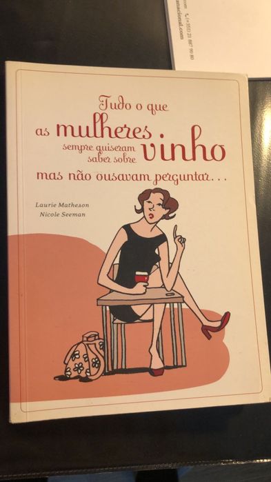 Varios livros vinhos