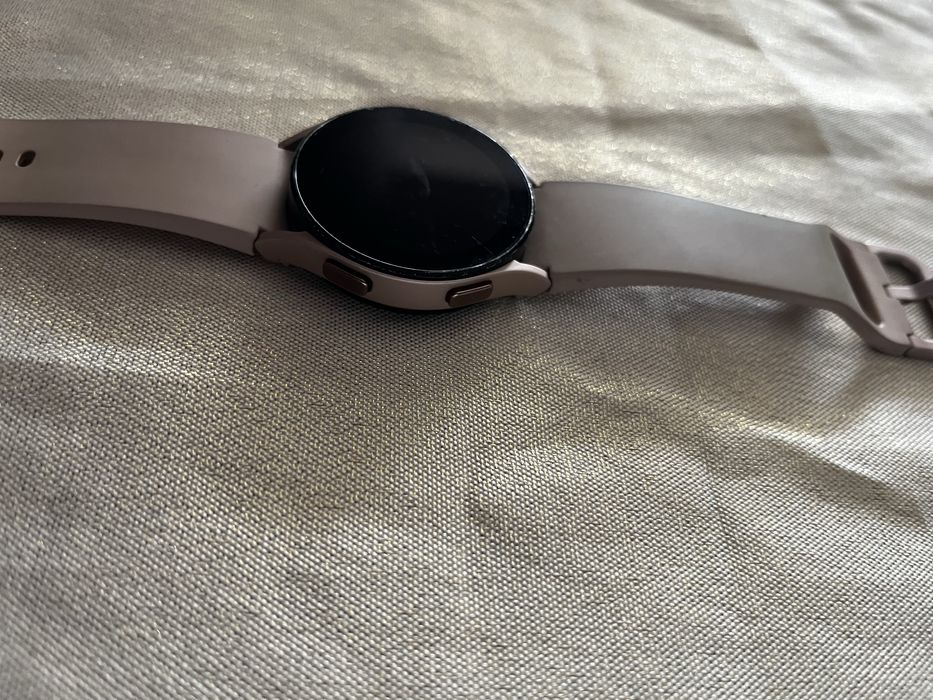 Galaxy Watch 4 - Pink Gold