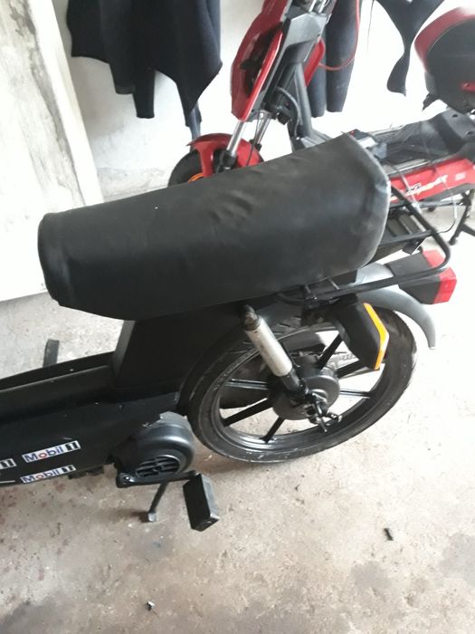 Vendo impecável boa pra de na glovo não tem piscas